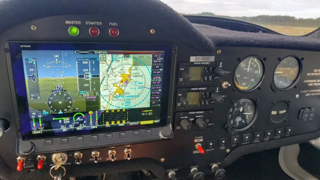Glass cockpit of Jabiru J170-D 23-1647